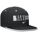 cap-lapos-cheren-reguliran-primetime-dri-fit-true-structured-round-bill-new-york-yankees-mlb-nike