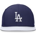blau-weisse-flache-snapback-kappe-fur-kinder-dri-fit-pro-structured-square-bill-der-los-angeles-dodgers-mlb-von-nike