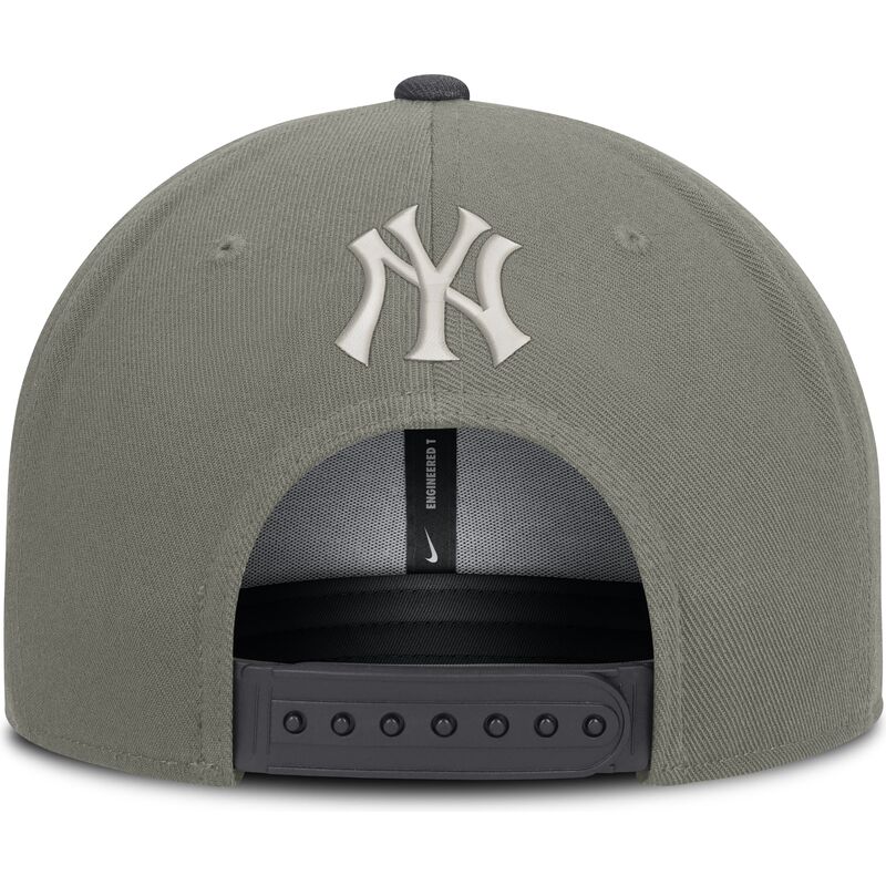 nike-flat-brim-dri-fit-pro-structured-square-bill-new-york-yankees-mlb-green-snapback-cap nike-flat-brim-dri-fit-pro-structured-square-bill-new-york-yankees-mlb-green-snapback-cap