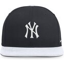 sapkak-lapos-sotetkek-snapback-dri-fit-pro-structured-square-bill-new-york-yankees-mlb-nike