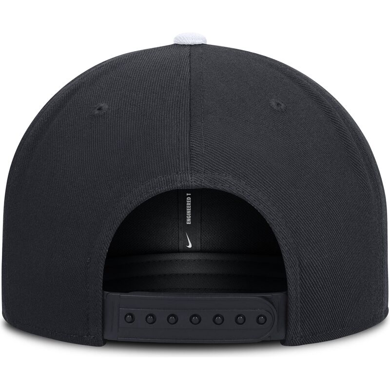 marineblaue-und-weisse-flache-snapback-kappe-dri-fit-pro-structured-square-bill-von-new-york-yankees-mlb-von-nike marineblaue-und-weisse-flache-snapback-kappe-dri-fit-pro-structured-square-bill-von-new-york-yankees-mlb-von-nike