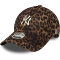 sapkak-ivelt-leopardmintas-allithato-9forty-leopard-cosy-new-york-yankees-mlb-new-era