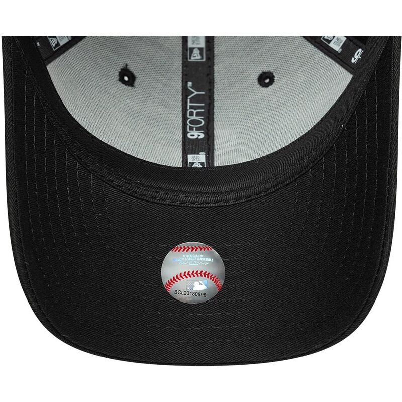 sapkak-ivelt-fekete-snapback-9forty-m-crown-side-script-chicago-white-sox-mlb-new-era