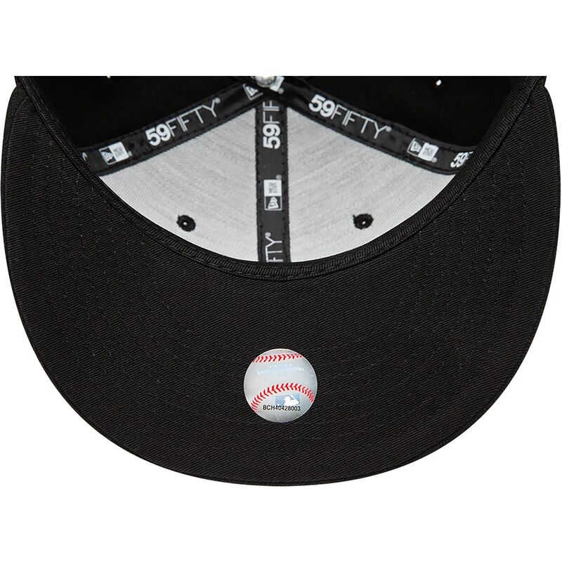 sapkak-lapos-fekete-illesztett-59fifty-chicago-white-sox-mlb-new-era sapkak-lapos-fekete-illesztett-59fifty-chicago-white-sox-mlb-new-era