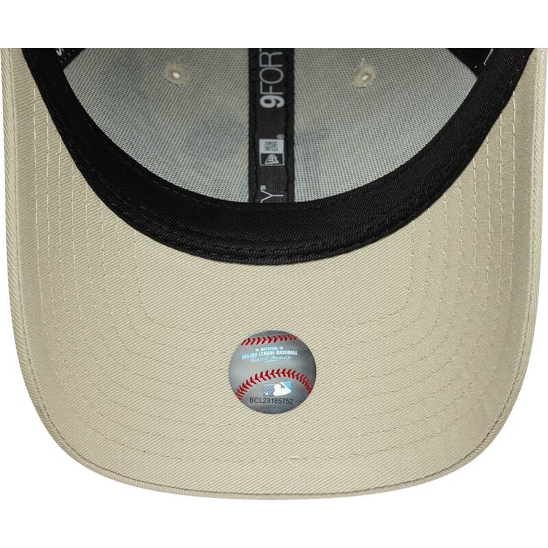 sapkak-ivelt-bezs-allithato-9forty-outdoor-icon-los-angeles-dodgers-mlb-new-era