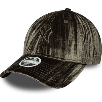 Sapkák ívelt zöld állítható 9TWENTY Velour New York Yankees MLB New Era