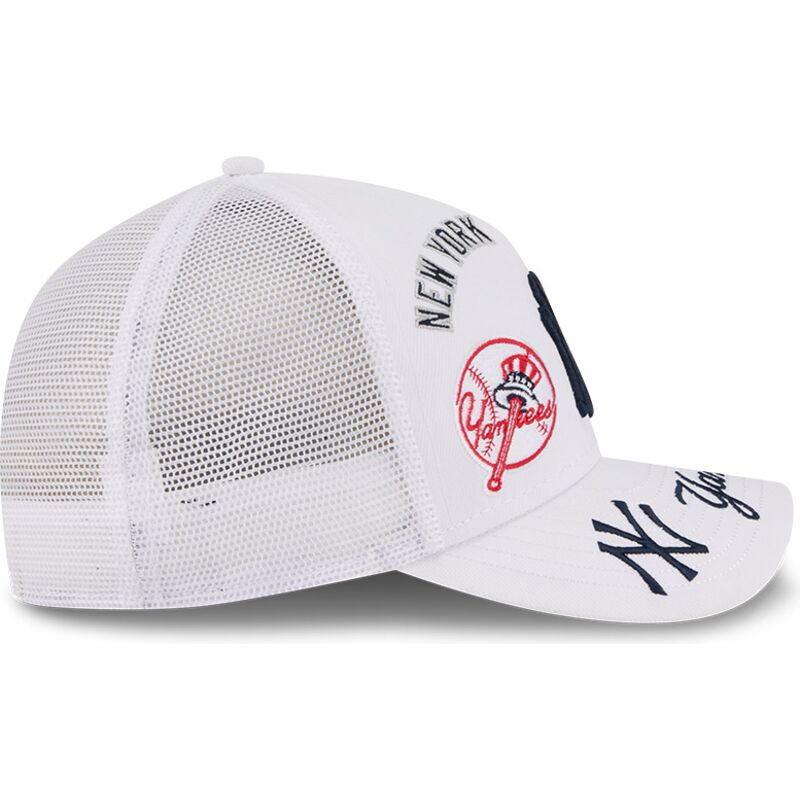 sapkak-ivelt-feher-snapback-9forty-m-crown-a-frame-all-over-new-york-yankees-mlb-new-era