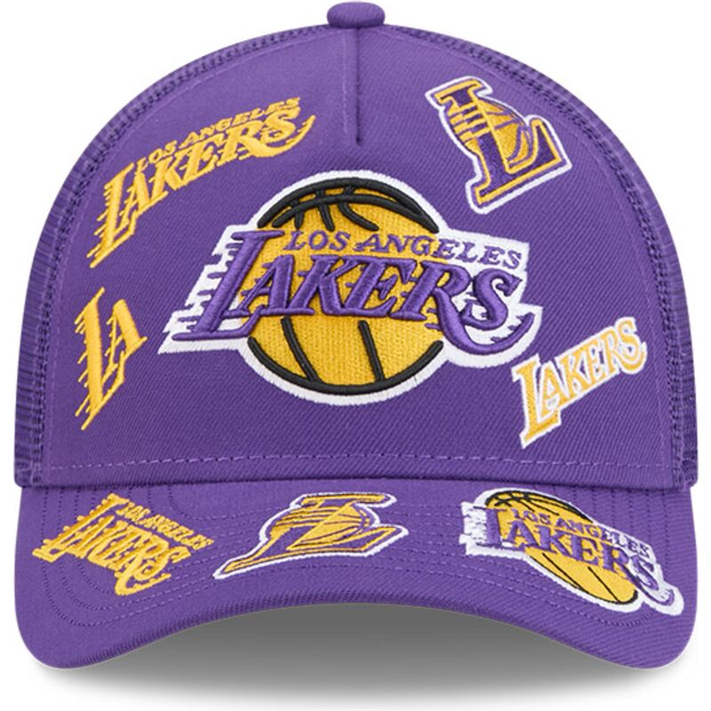 sapkak-ivelt-lila-snapback-9forty-m-crown-a-frame-all-over-los-angeles-lakers-nba-new-era