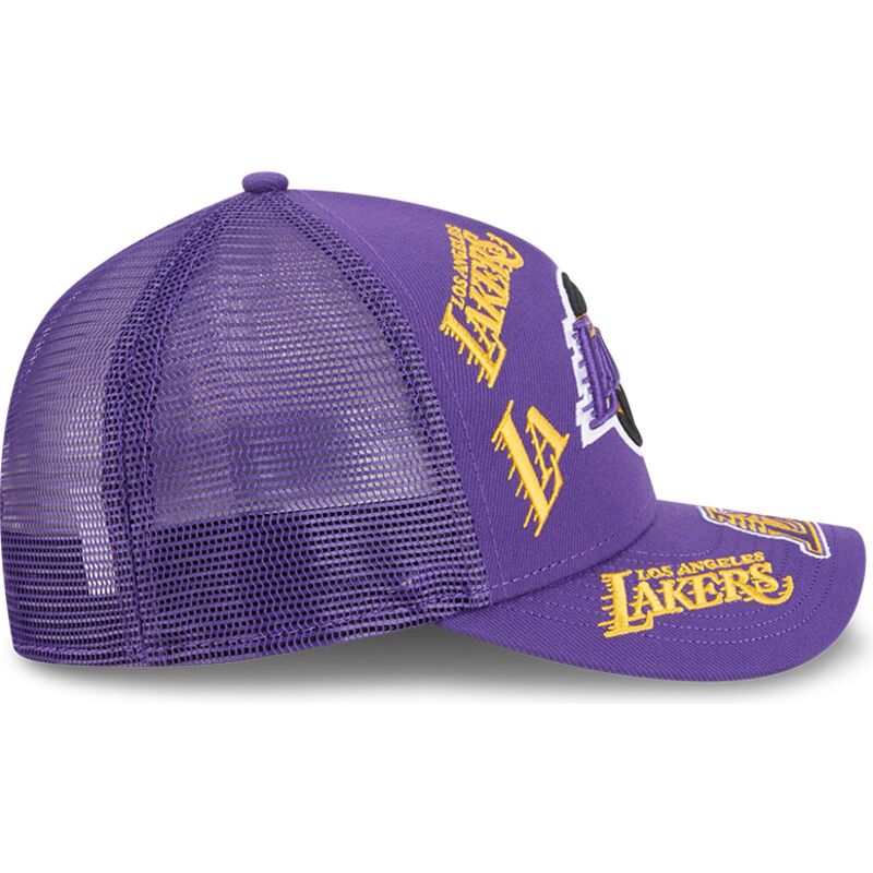 sapkak-ivelt-lila-snapback-9forty-m-crown-a-frame-all-over-los-angeles-lakers-nba-new-era