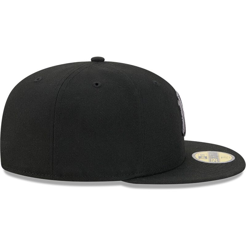 sapkak-lapos-fekete-illesztett-59fifty-side-script-new-york-yankees-mlb-new-era sapkak-lapos-fekete-illesztett-59fifty-side-script-new-york-yankees-mlb-new-era
