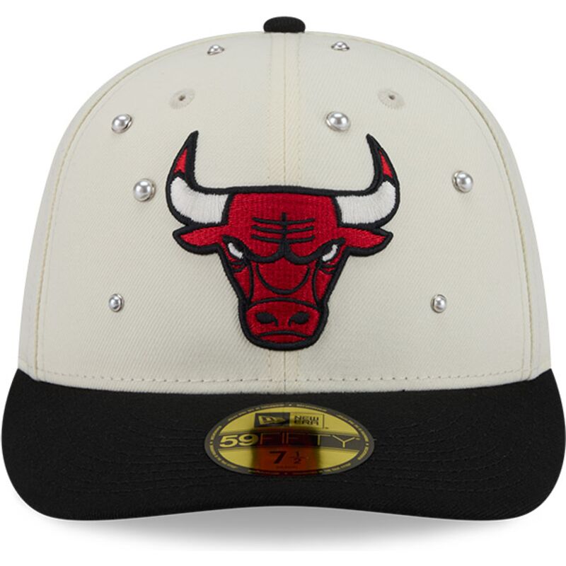 sapkak-ivelt-bezs-illesztett-59fifty-beads-na-lifestyle-f1-chicago-bulls-nba-new-era sapkak-ivelt-bezs-illesztett-59fifty-beads-na-lifestyle-f1-chicago-bulls-nba-new-era