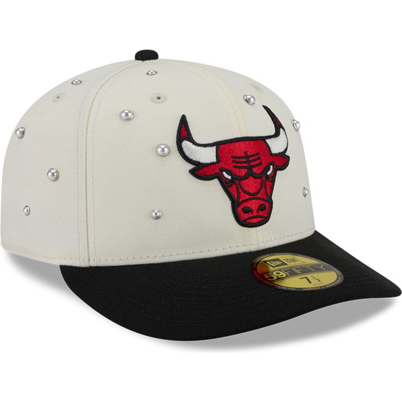 sapkak-ivelt-bezs-illesztett-59fifty-beads-na-lifestyle-f1-chicago-bulls-nba-new-era sapkak-ivelt-bezs-illesztett-59fifty-beads-na-lifestyle-f1-chicago-bulls-nba-new-era