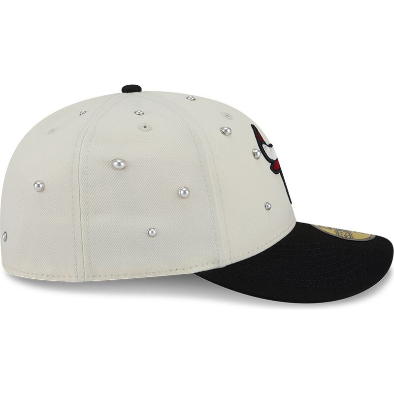 sapkak-ivelt-bezs-illesztett-59fifty-beads-na-lifestyle-f1-chicago-bulls-nba-new-era sapkak-ivelt-bezs-illesztett-59fifty-beads-na-lifestyle-f1-chicago-bulls-nba-new-era