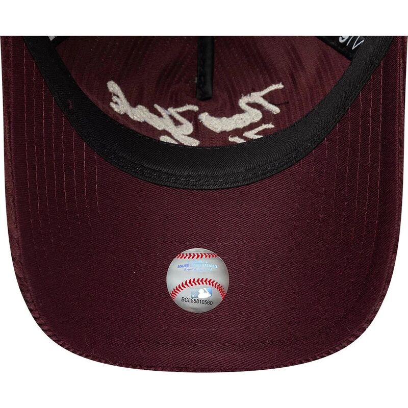 sapkak-ivelt-piros-allithato-9twenty-a-frame-cord-script-new-york-yankees-mlb-new-era