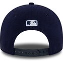 sapkak-ivelt-sotetkek-snapback-9forty-m-crown-fleece-new-york-yankees-mlb-new-era