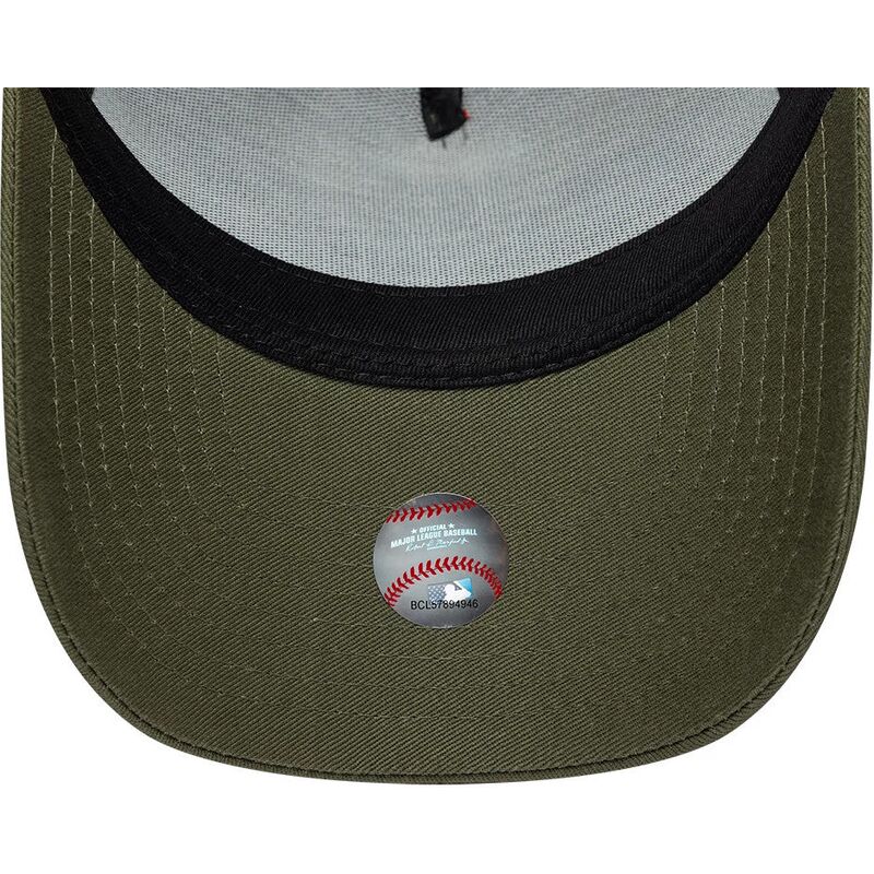 sapkak-ivelt-zold-snapback-a-frame-league-essential-new-york-yankees-mlb-new-era
