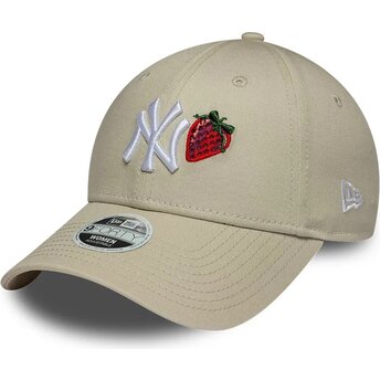 Sapkák ívelt bézs állítható 9FORTY Fruit Icon Strawberry New York Yankees MLB New Era