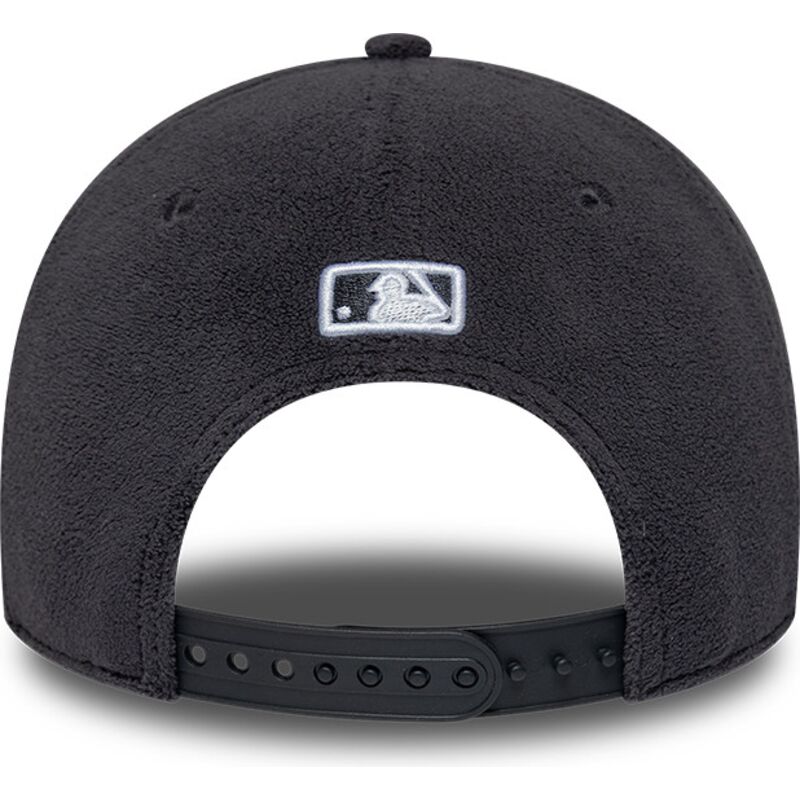 sapkak-ivelt-szurke-snapback-9forty-m-crown-fleece-los-angeles-dodgers-mlb-new-era