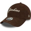 sapkak-ivelt-barna-allithato-9twenty-cord-script-new-york-yankees-mlb-new-era