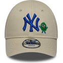 sapkak-ivelt-bezs-allithato-9forty-monster-icon-new-york-yankees-mlb-new-era