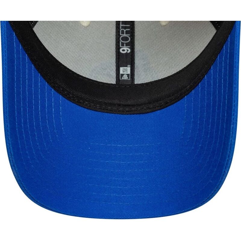 sapkak-ivelt-bezs-allithato-9forty-contrast-visor-vespa-piaggio-new-era sapkak-ivelt-bezs-allithato-9forty-contrast-visor-vespa-piaggio-new-era
