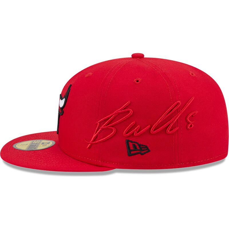 sapkak-lapos-piros-illesztett-59fifty-side-script-chicago-bulls-nba-new-era