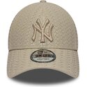 sapkak-ivelt-bezs-allithato-9forty-pu-weave-new-york-yankees-mlb-new-era