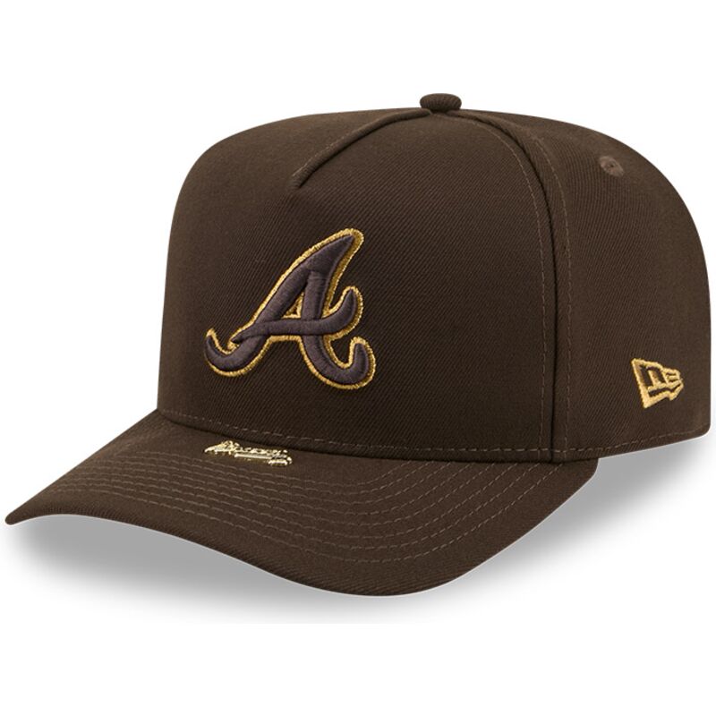 sapkak-ivelt-barna-snapback-9fifty-a-frame-precurved-visor-pin-atlanta-braves-mlb-new-era sapkak-ivelt-barna-snapback-9fifty-a-frame-precurved-visor-pin-atlanta-braves-mlb-new-era