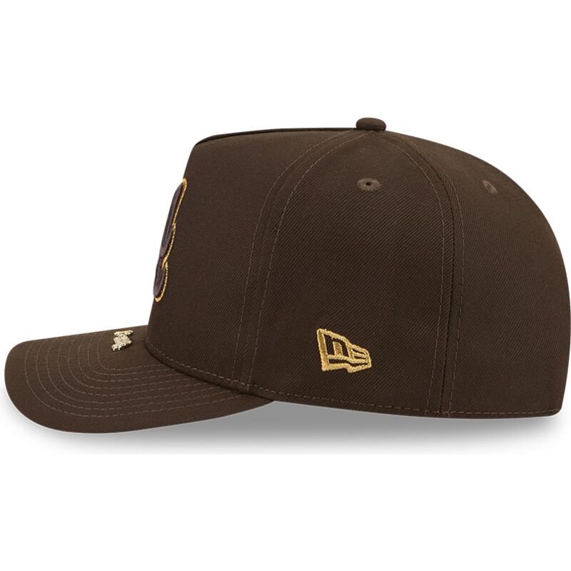 sapkak-ivelt-barna-snapback-9fifty-a-frame-precurved-visor-pin-atlanta-braves-mlb-new-era sapkak-ivelt-barna-snapback-9fifty-a-frame-precurved-visor-pin-atlanta-braves-mlb-new-era