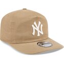 sapkak-ivelt-bezs-snapback-19twenty-precurved-new-york-yankees-mlb-new-era