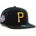 schwarze-flache-snapback-kappe-mit-seitlichem-mlb-pittsburgh-pirates-logo-von-47-brand