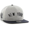 sapkak-lapos-szurke-snapback-lateral-new-york-yankees-mlb-47-brand