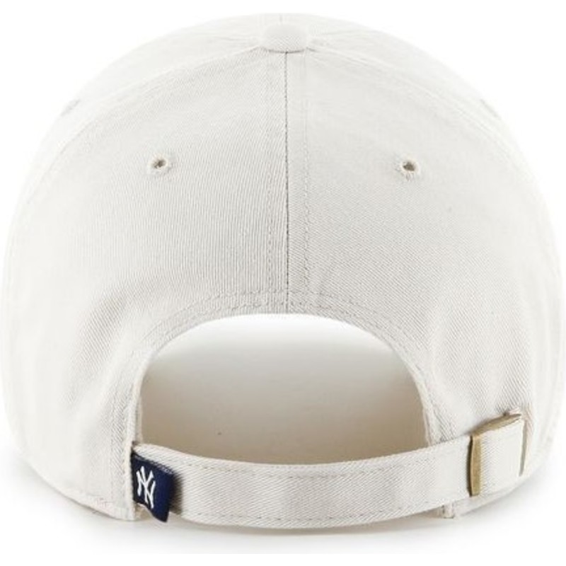 47-brand-curved-brim-grosses-vorderes-logo-mlb-new-york-yankees-cap-hellbeige