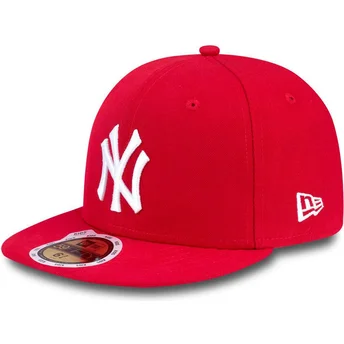 sapkak-lapos-piros-illesztett-gyereknek-59fifty-essential-new-york-yankees-mlb-new-era