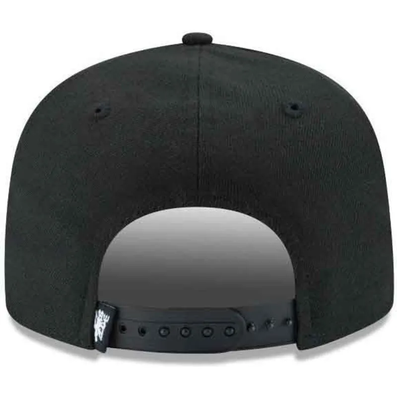 sapkak-lapos-fekete-snapback-9fifty-black-on-black-manchester-united-football-club-premier-league-new-era